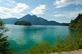 Walchensee mit Blick auf die Insel Sassau