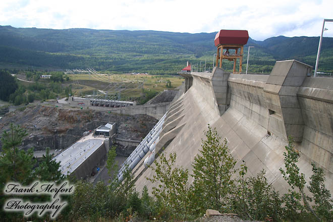 Revelstoke Dam